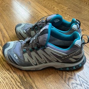 Grey with Teal SALOMON Trail Running/Hiking Sneaker